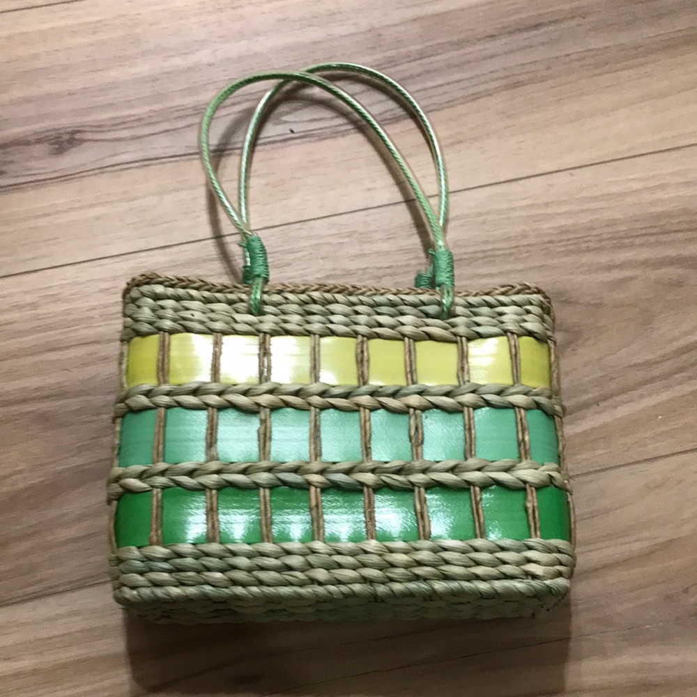 Woven purse